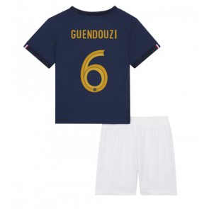 Frankrig Matteo Guendouzi #6 Replika Babytøj Hjemmebanesæt Børn VM 2022 Kortærmet (+ Korte bukser)